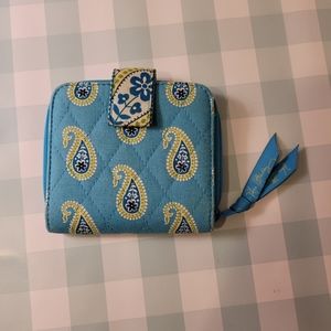 Vera Bradley- BiFold wallet